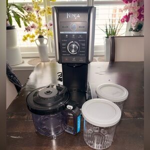 Ninja Creami XL Deluxe, model NC501